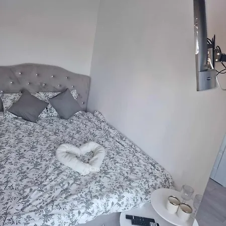 Apartamenty Zlota Madam Jastarnia Exterior foto