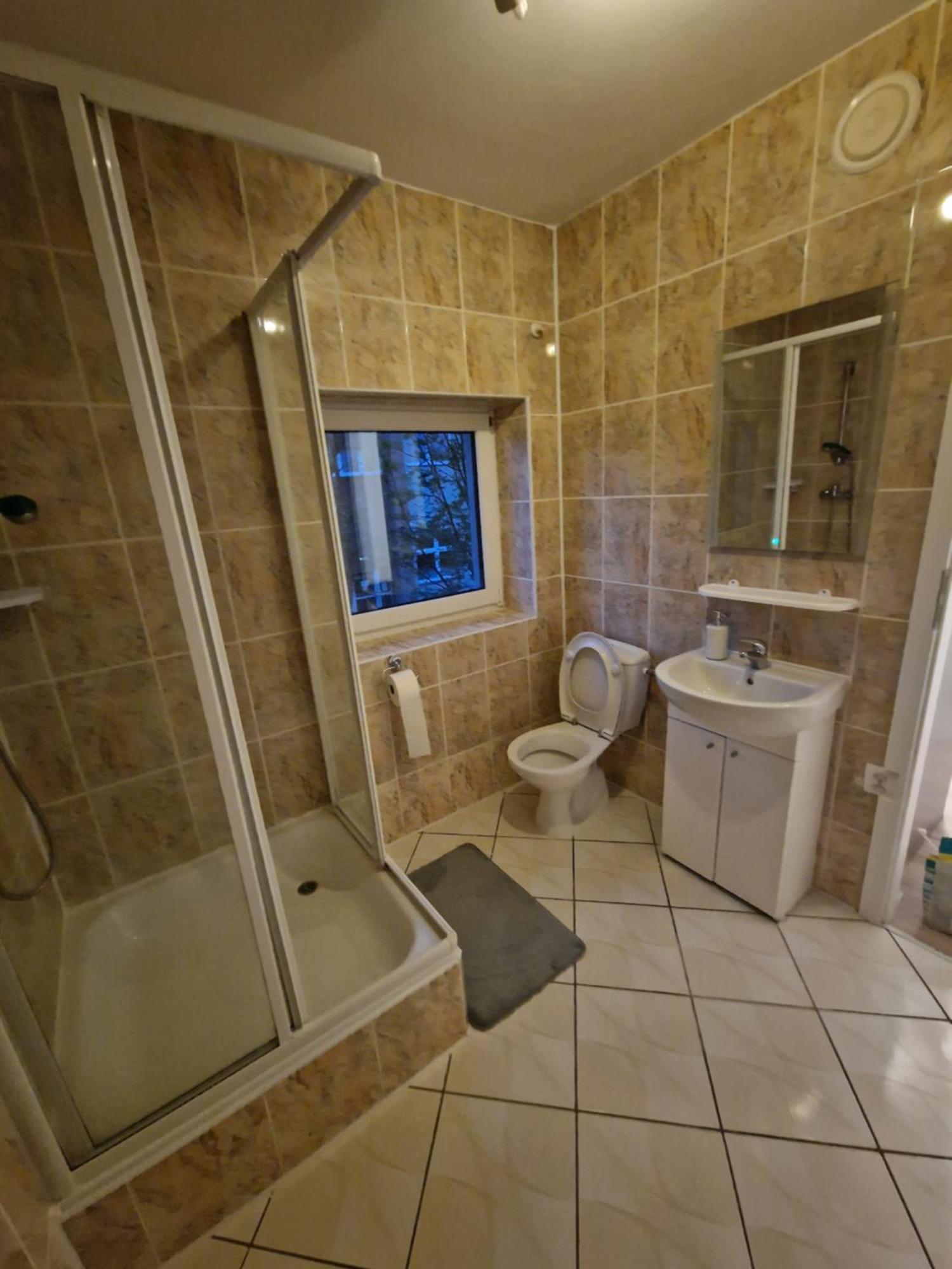 Zlota Madam Apartment